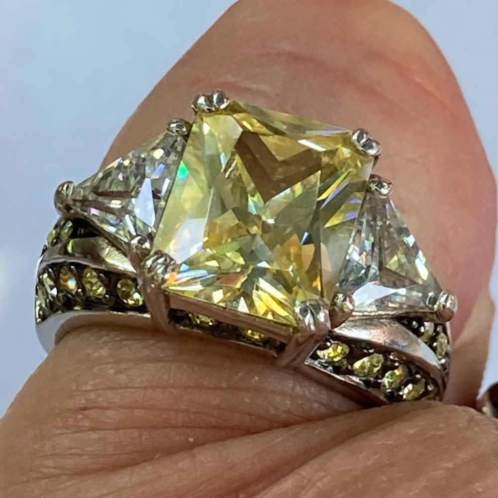 Beautiful SETA yellow and clear CZ stones in sterling silver statement ring